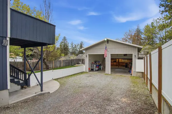 4011 E 12th Ave, Spokane, WA 99202