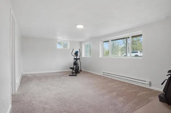 8118 S Spotted Rd, Cheney, WA 99004