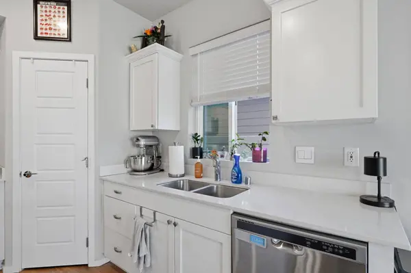 5816 W Georgetown Ln, Spokane, WA 99208
