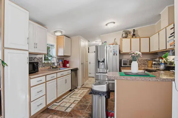 35312 N Newport Hwy #Trlr #48, Chattaroy, WA 99003