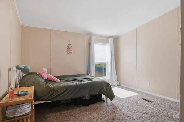 35312 N Newport Hwy #Trlr #48, Chattaroy, WA 99003