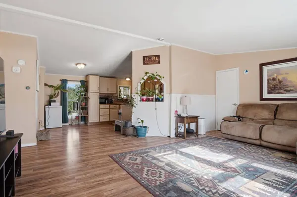 35312 N Newport Hwy #Trlr #48, Chattaroy, WA 99003