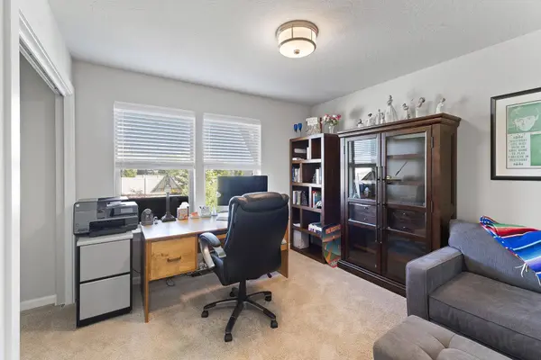 1227 W Quail Crest Ave, Spokane, WA 99224
