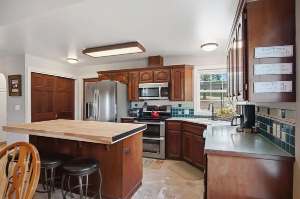 17117 E Scribner Rd, Spokane, WA 99217