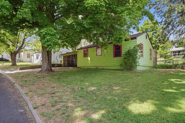 3110 W Trinity Pl, Spokane, WA 99224