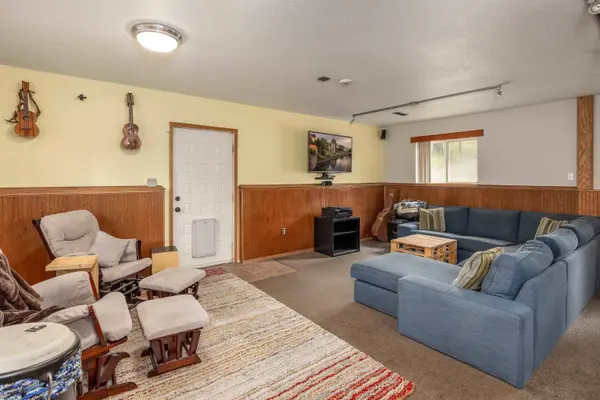4411 W Pinto Rd, Cheney, WA 99004