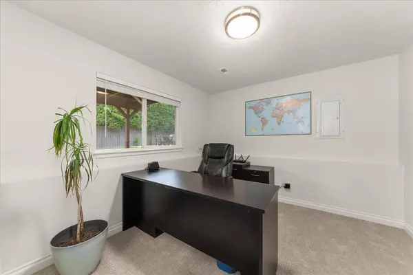 5011 N Lillian Ct, Spokane, WA 99216