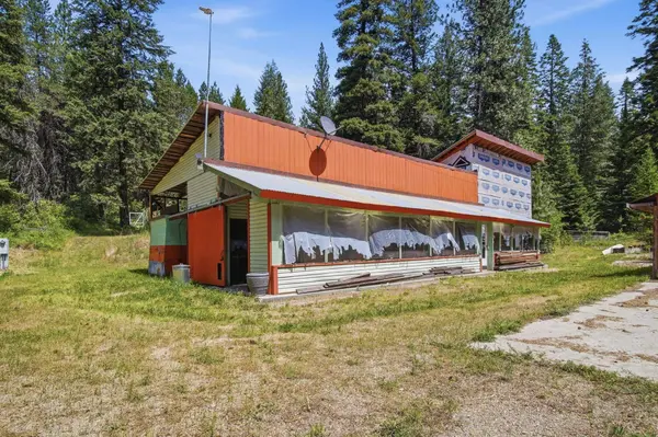 330 Juanita Ln, Elk, WA 99009
