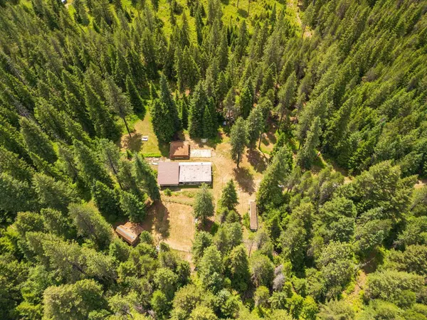 330 Juanita Ln, Elk, WA 99009