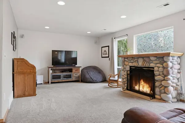 3615 S Sunderland Rd, Spokane, WA 99206