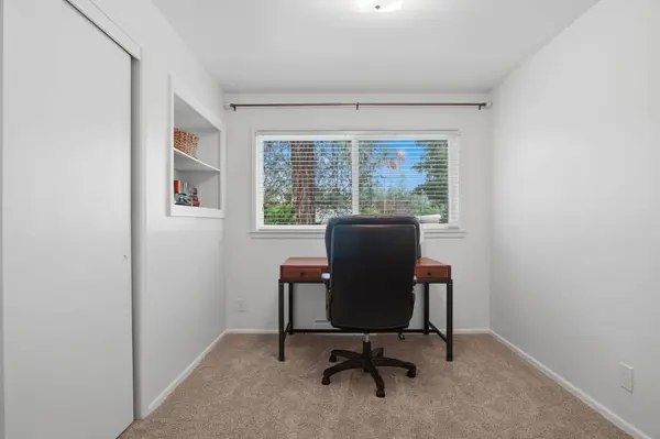 6814 N N Wall St, Spokane, WA 99208