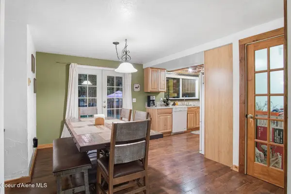 527 Creekside DR, Priest Lake, ID 83856