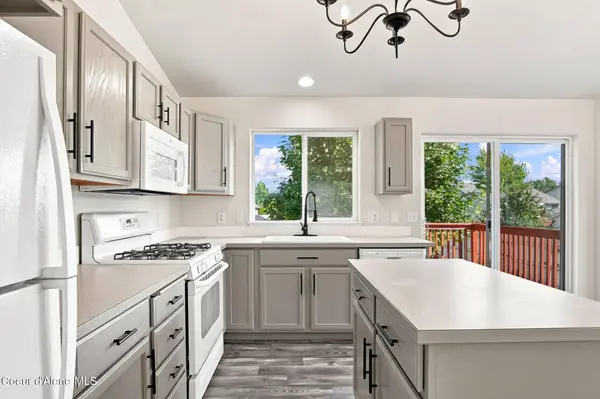 2871 W Apperson DR, Coeur d'Alene, ID 83815