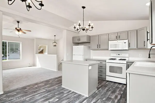 2871 W Apperson DR, Coeur d'Alene, ID 83815