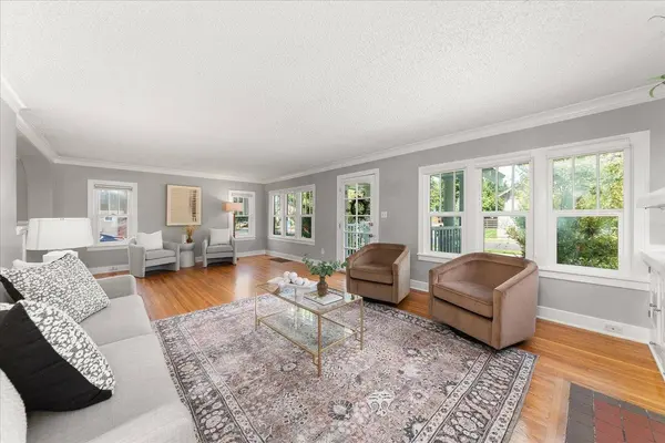3327 W Glass Ave, Spokane, WA 99205