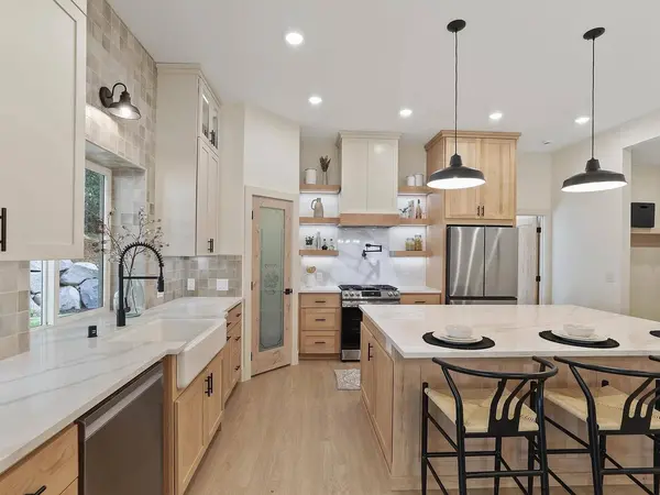 1022 E Wandermere Estates Ln, Spokane, WA 99208