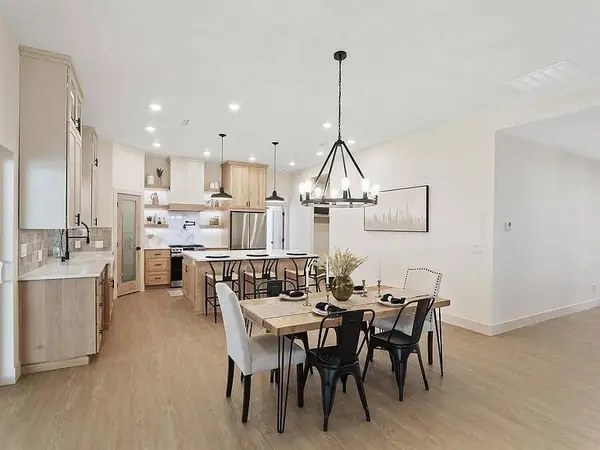 1022 E Wandermere Estates Ln, Spokane, WA 99208