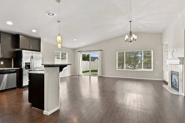 9330 N Rosebury Ln, Spokane, WA 99208
