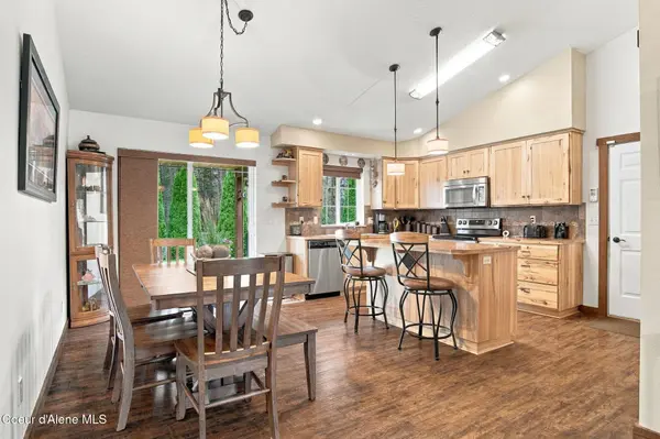 5364 W Golden AVE, Rathdrum, ID 83858