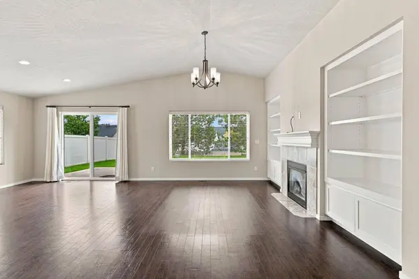 9330 N Rosebury Ln, Spokane, WA 99208