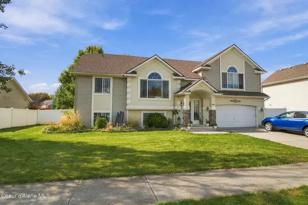 8175 N Salmonberry Lp