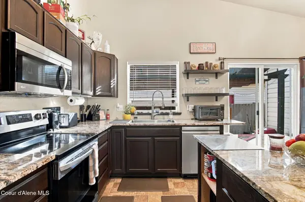 1250 N Kaniksu ST, Post Falls, ID 83854
