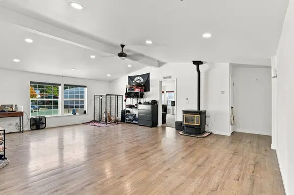 504 S Coach St, Spokane Valley, WA 99016