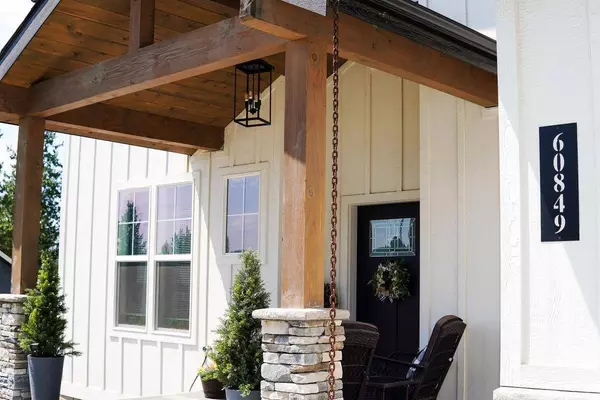 60849 Westview Dr, Nine Mile Falls, WA 99026