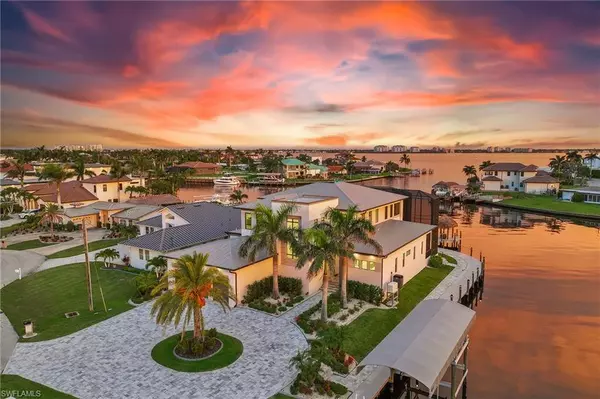 5622 Coronado CT, Cape Coral, FL 33904