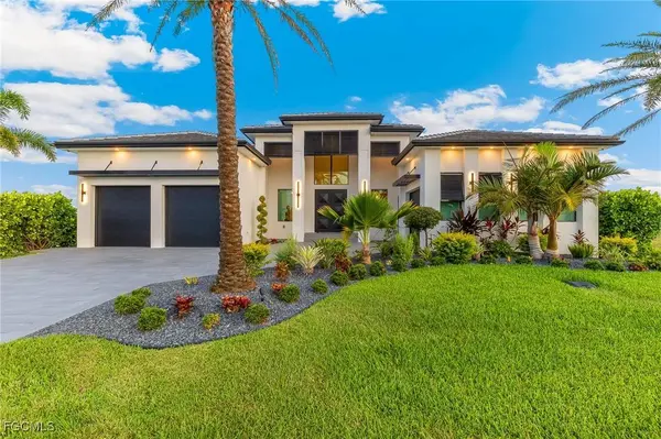 160 SW 52nd TER, Cape Coral, FL 33914