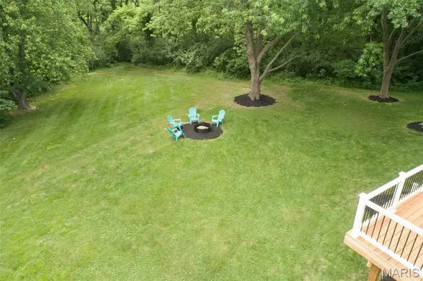 452 Tailor LN, O'fallon, MO 63368