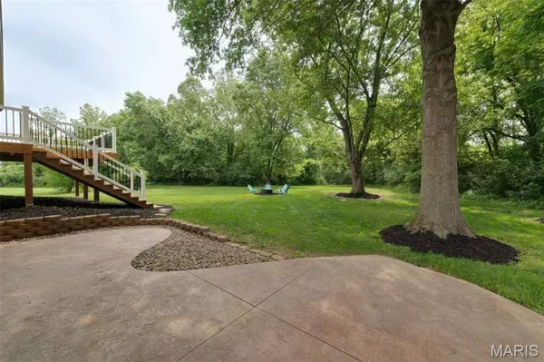 452 Tailor LN, O'fallon, MO 63368