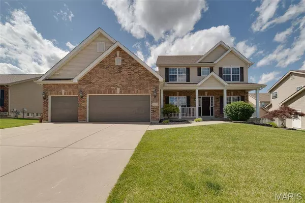 611 Derek DR, Wentzville, MO 63385