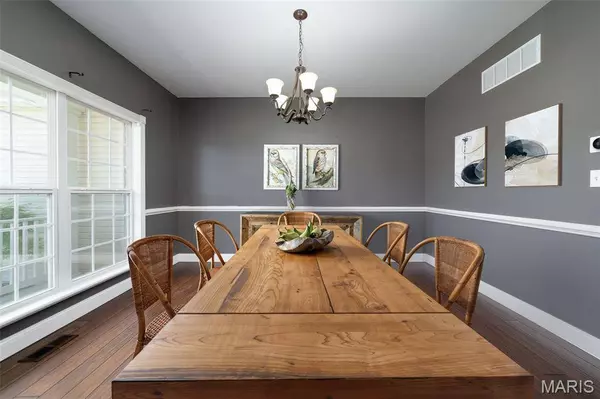 611 Derek DR, Wentzville, MO 63385