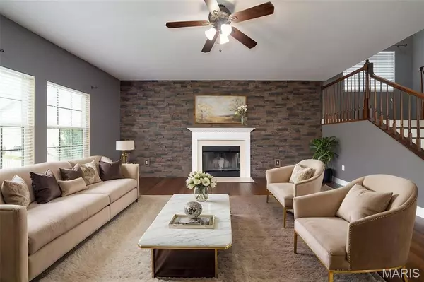 611 Derek DR, Wentzville, MO 63385