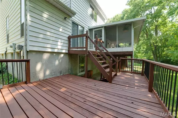 42 Constellation HL, St Peters, MO 63376