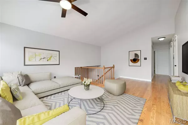 1113 Spencer RD, St Peters, MO 63376