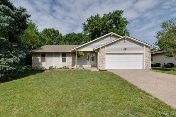 5 Lake Superior DR, St Peters, MO 63376