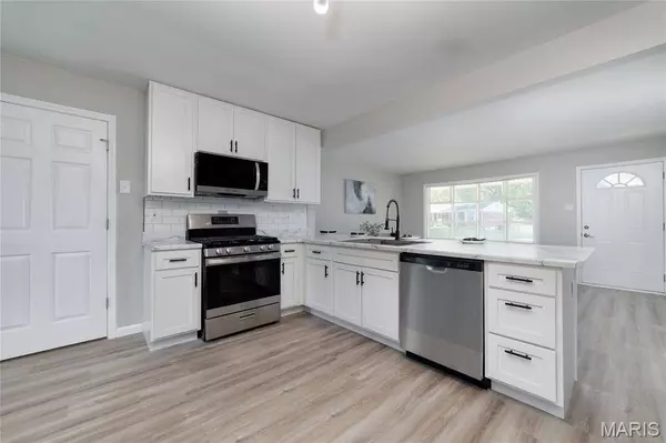 1714 Foley DR, Dellwood, MO 63136