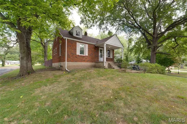 117 Olympia DR, Ferguson, MO 63135