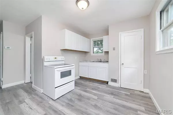 117 Olympia DR, Ferguson, MO 63135