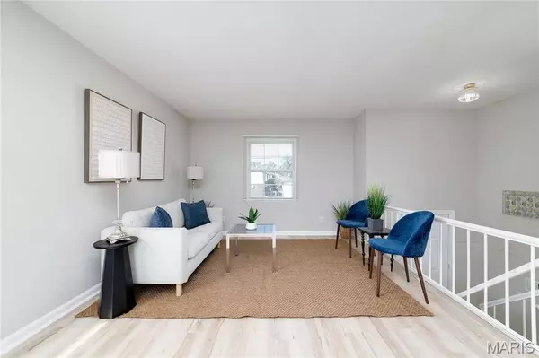 12036 Mendoza AVE, Hazelwood, MO 63138