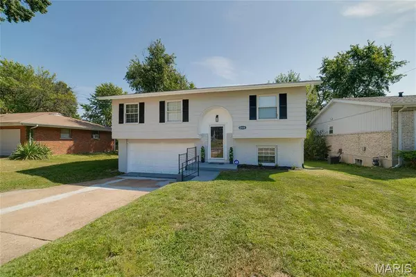 12036 Mendoza AVE, Hazelwood, MO 63138