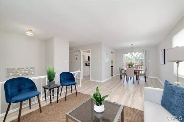 12036 Mendoza AVE, Hazelwood, MO 63138