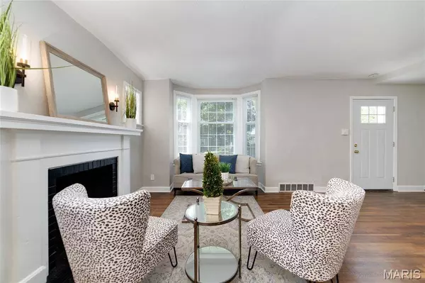 6911 Reder AVE, Northwoods, MO 63121