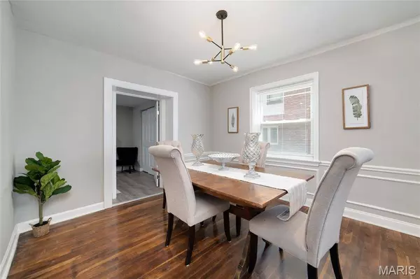 6911 Reder AVE, Northwoods, MO 63121