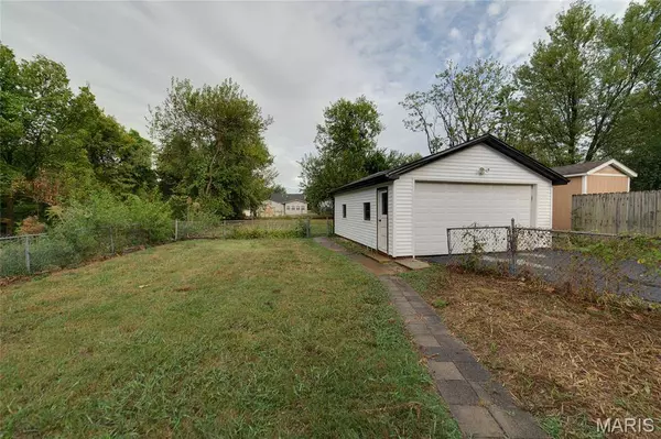 2326 Hood AVE, Overland, MO 63114