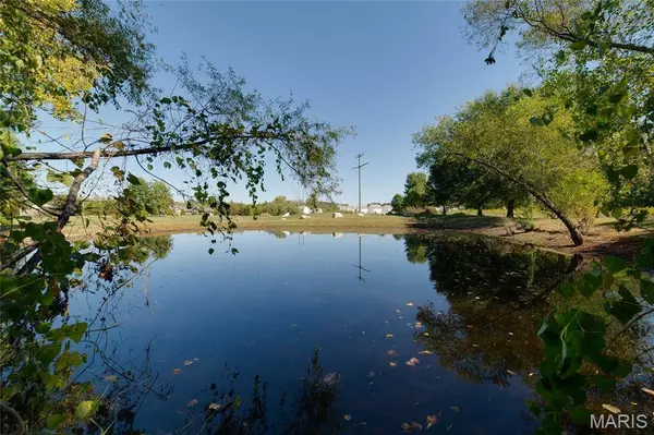 1466 Koch RD, O'fallon, MO 63366