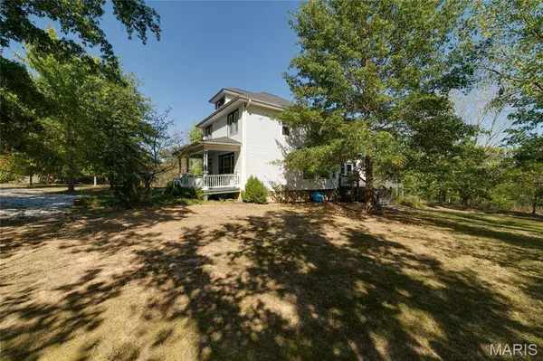 1466 Koch RD, O'fallon, MO 63366