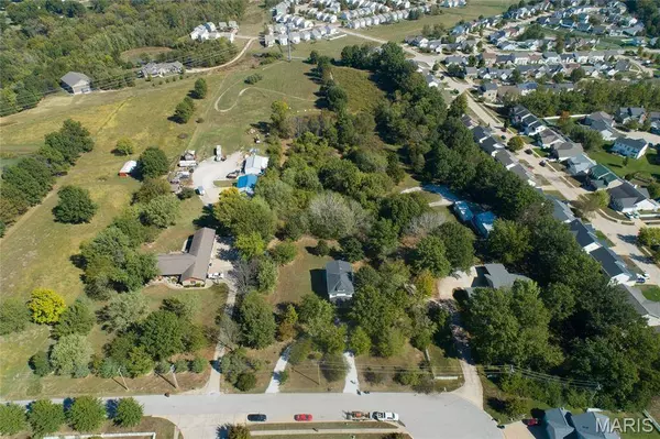 1466 Koch RD, O'fallon, MO 63366